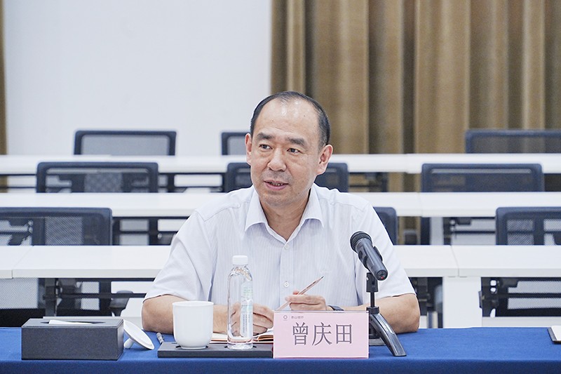 3曾慶田校長致辭.jpg 3曾慶田校長致辭.jpg